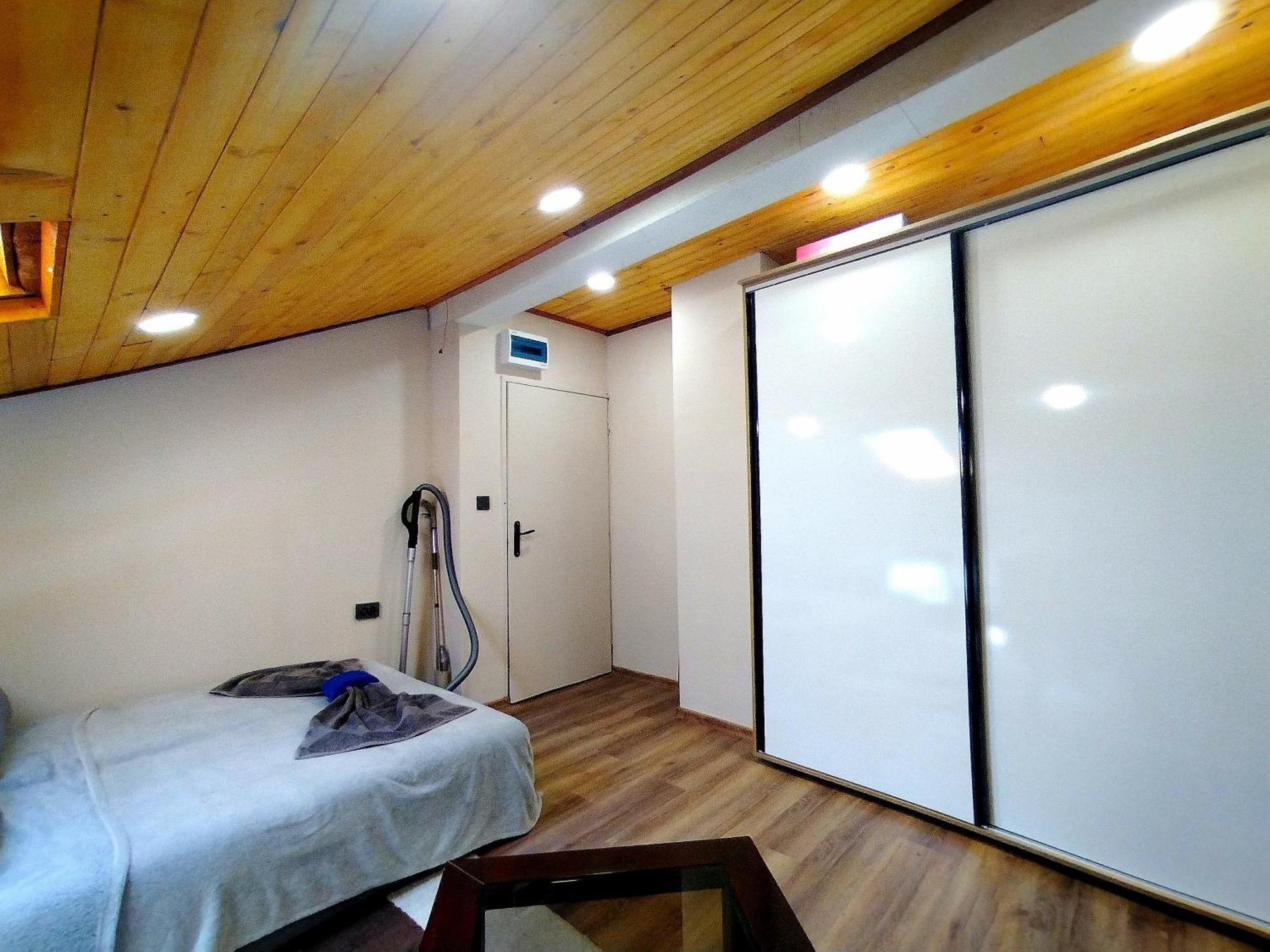 Low Budget Apartment With Breakfast #3 Warna Exterior foto